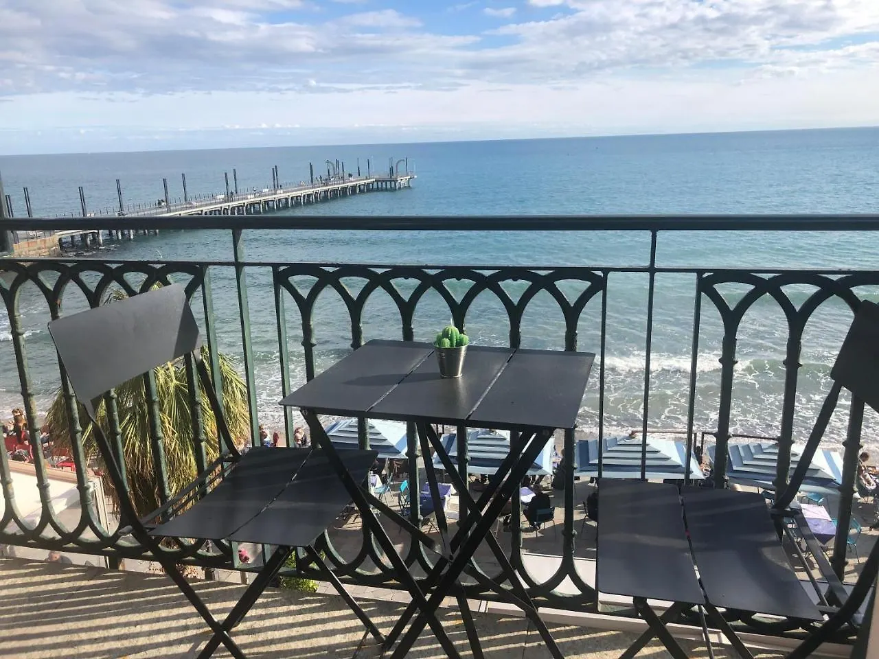 Attico Fronte Mare Molo Di Alassio Apartment
